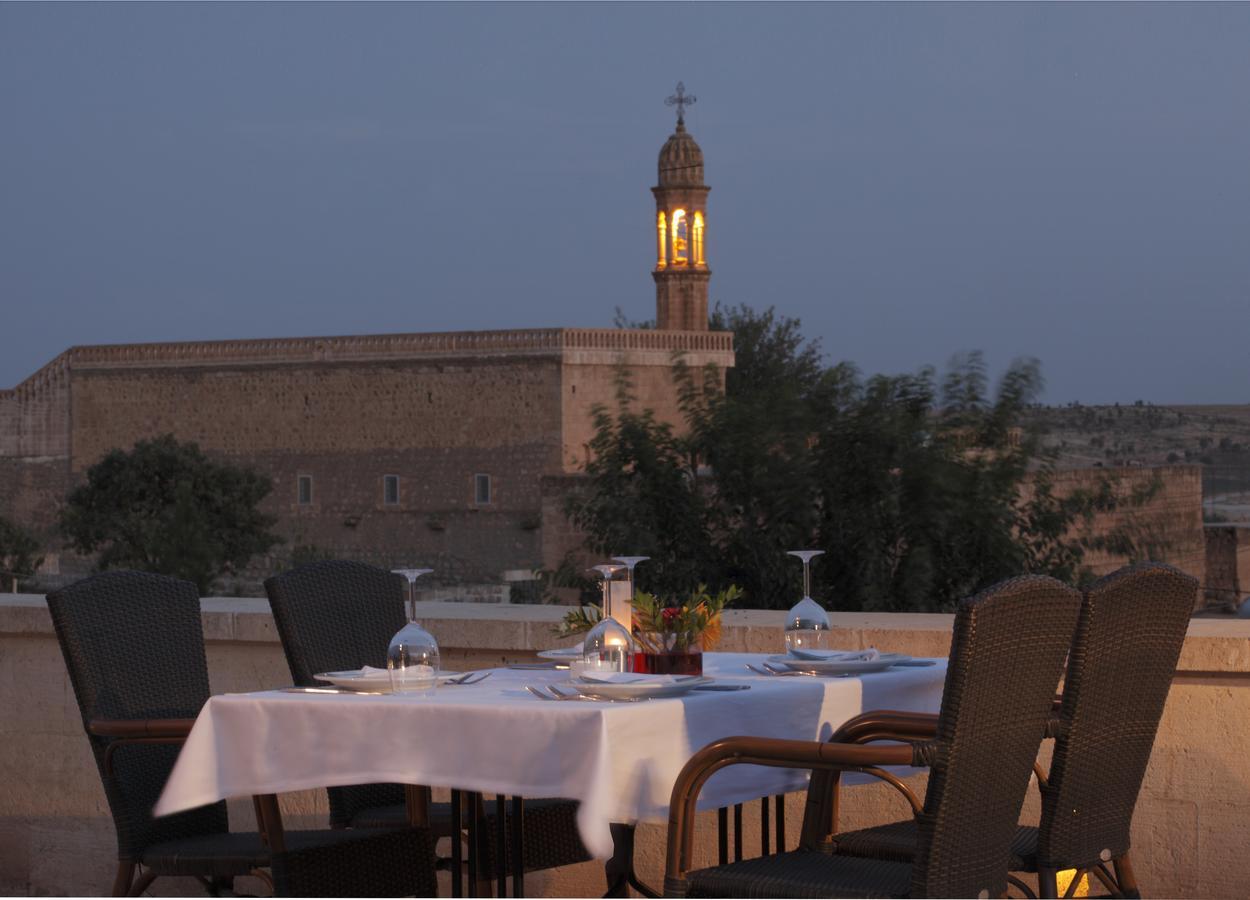 Kasr-I Nehroz Hotel Midyat Exterior photo