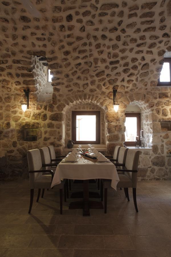 Kasr-I Nehroz Hotel Midyat Exterior photo