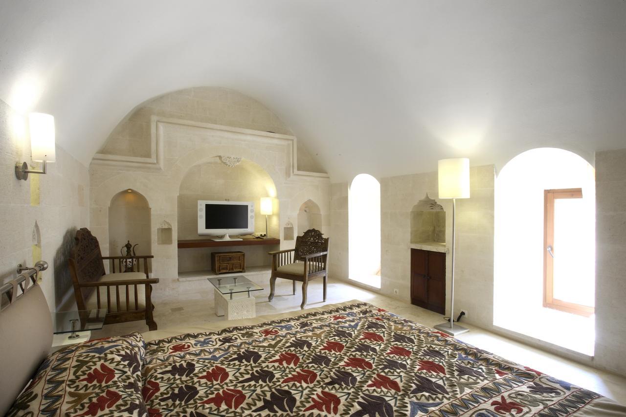 Kasr-I Nehroz Hotel Midyat Exterior photo