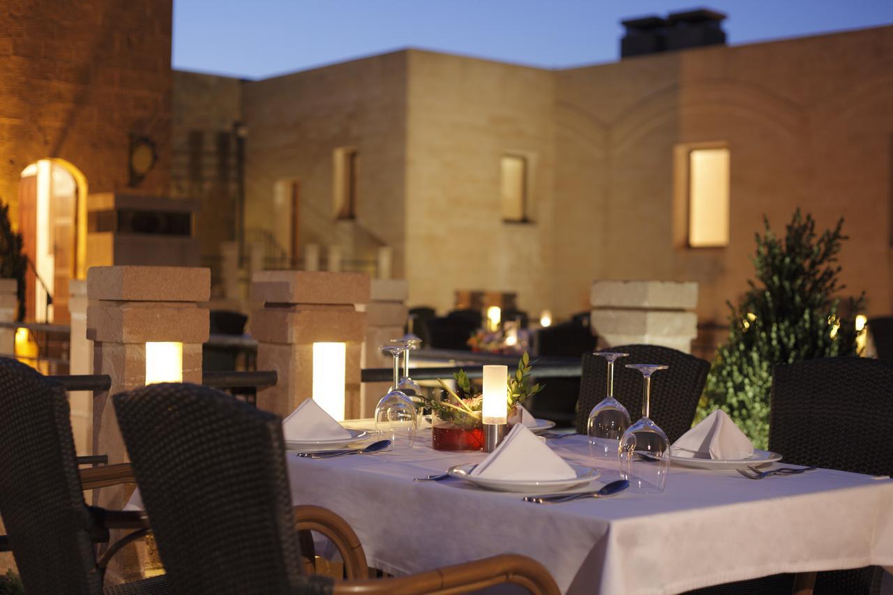 Kasr-I Nehroz Hotel Midyat Exterior photo